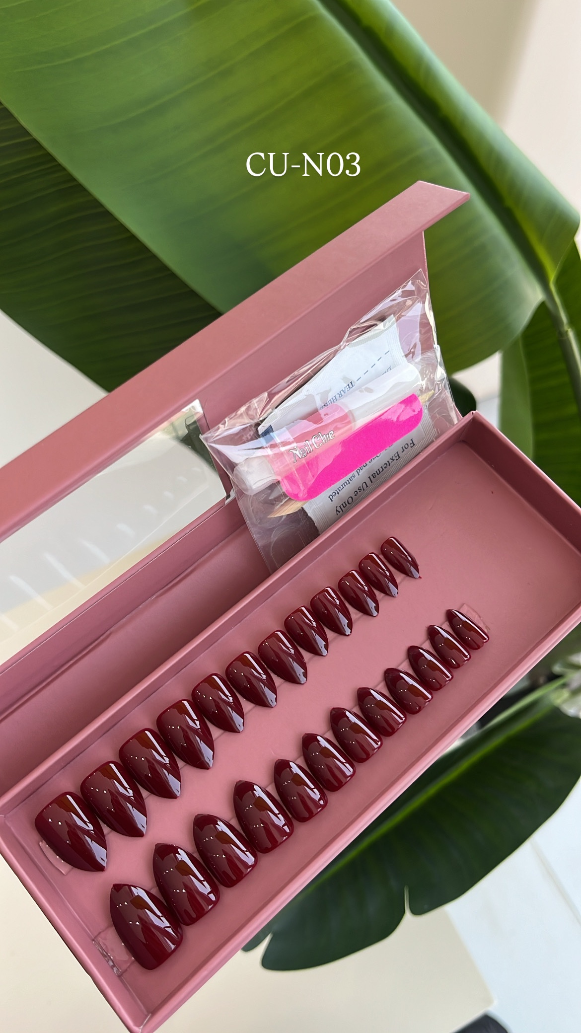 4dc9f180-1e79-4cef-a03c-a40acd3f9b59-2 طقم اظافر من شركة كيوت - CU-N03 - الصورة 1